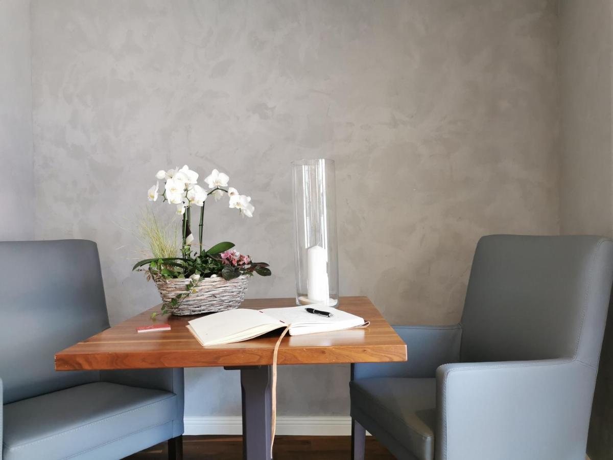 Hotel Restaurant Luise บาเดนไวเลอร์ ภายนอก รูปภาพ